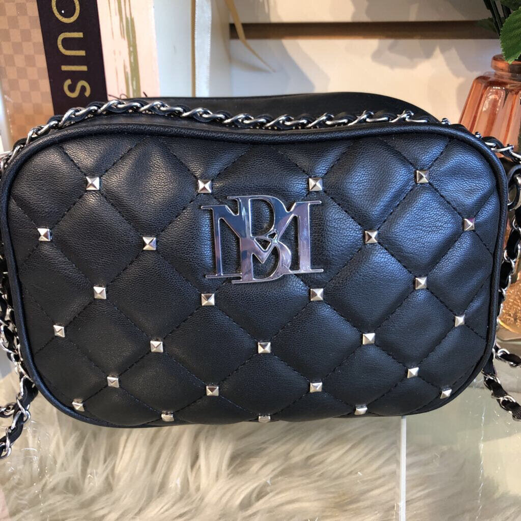 STUDDED QUILTED BLACK/SILVER CHAIN STRAP CROSSBODY