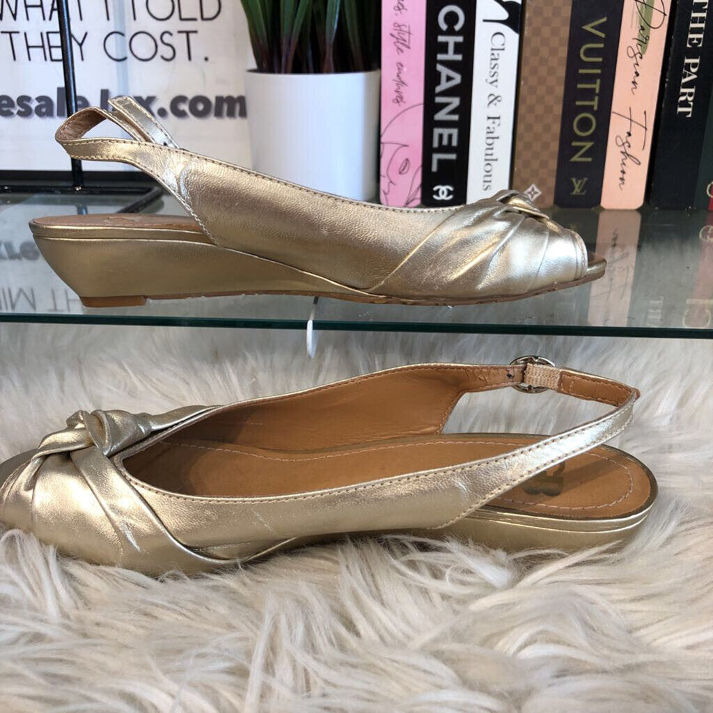 10M PEEPTOE SLINGBACK FLAT