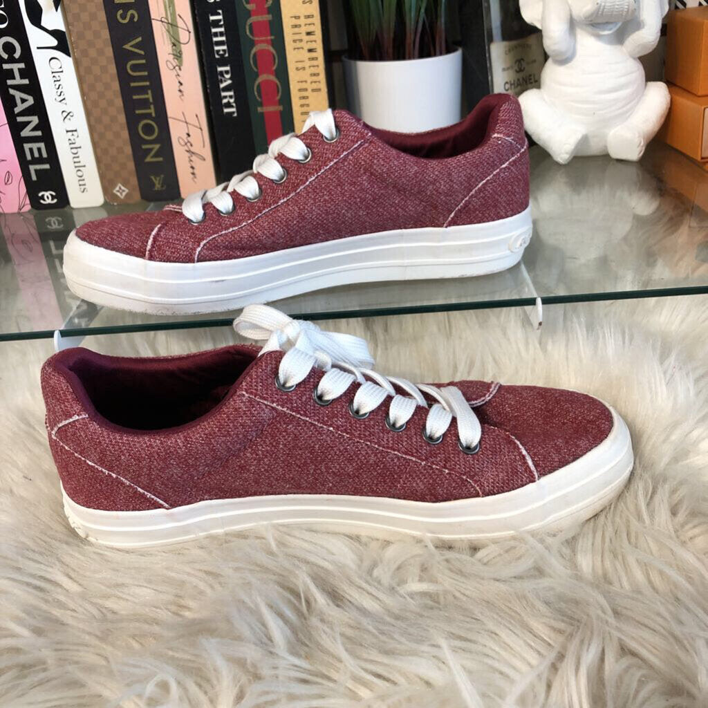 9 CANVAS LACE UP SHOE