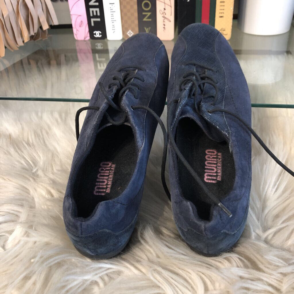 8 SUEDE LACE UP SHOE