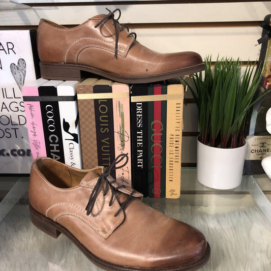 11 LACE UP DRESS SHOE