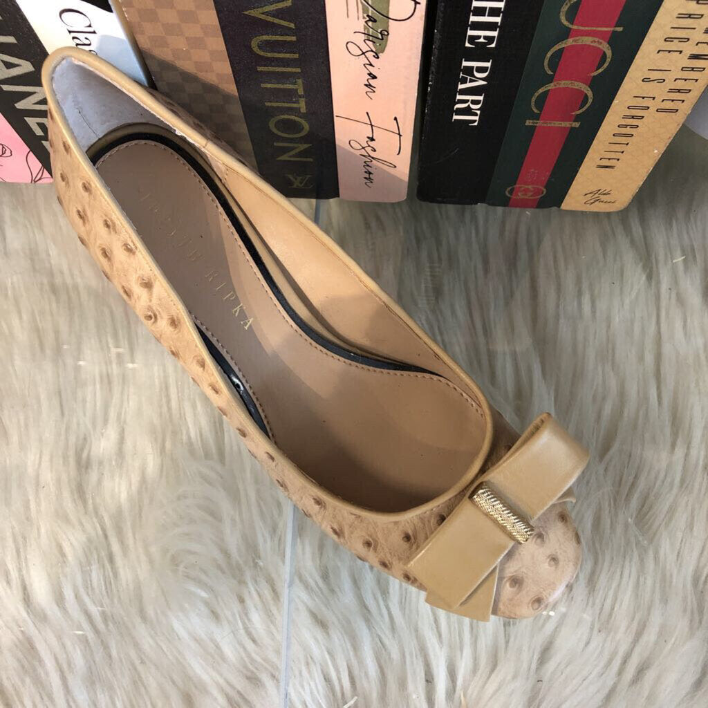 6M OLIVIA OSTRICH LEATHER BOW HEEL