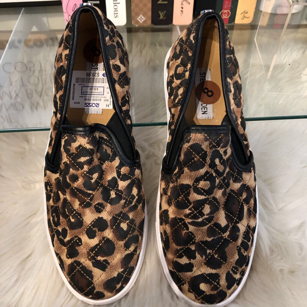 8 QUILTED ANIMAL PRINTED SLIP ON