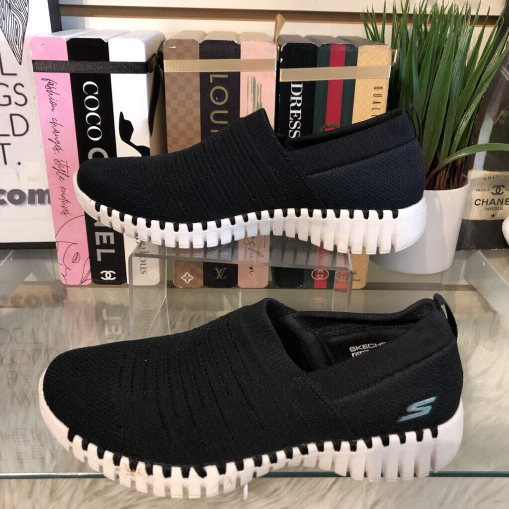 7 SLIP ON SNEAKER