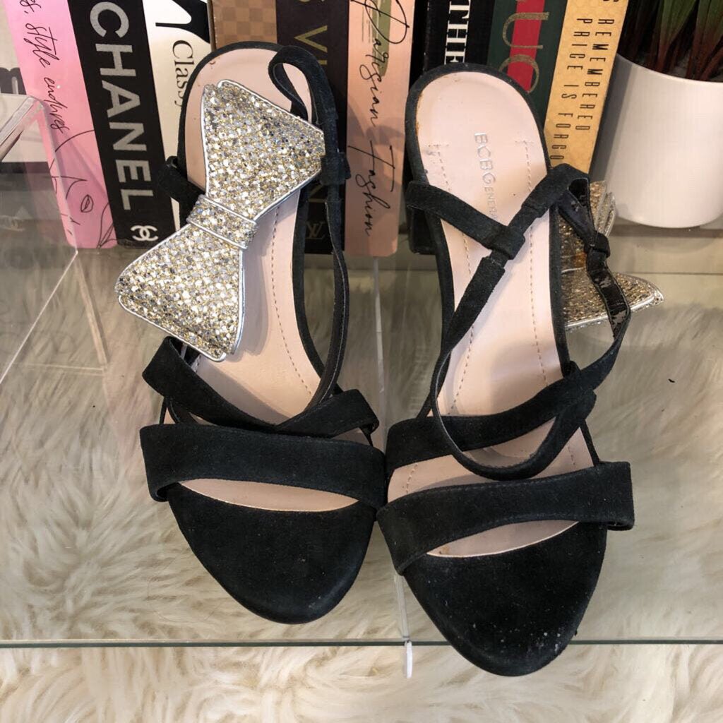 8.5 BEJEWELED BOW PEEPTOE HEEL