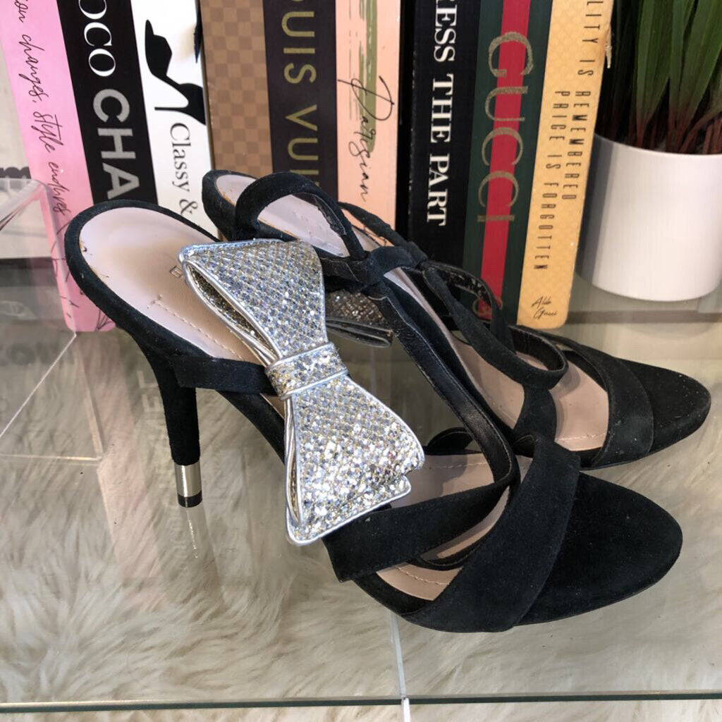 8.5 BEJEWELED BOW PEEPTOE HEEL