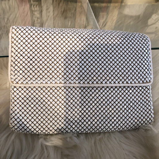 WHITE MESH CLUTCH BAG