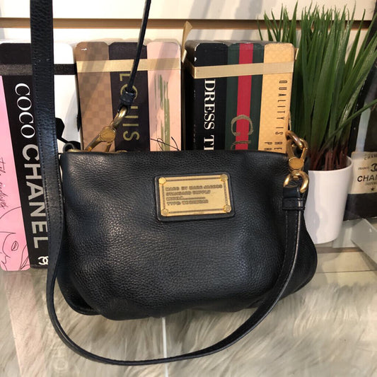 BLACK LEATHER CROSSBODY