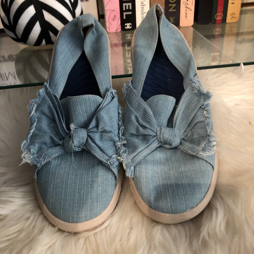 10 BOW DENIM SLIP ON