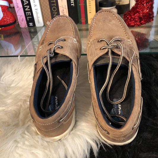 12 LACE UP BOAT SHOE