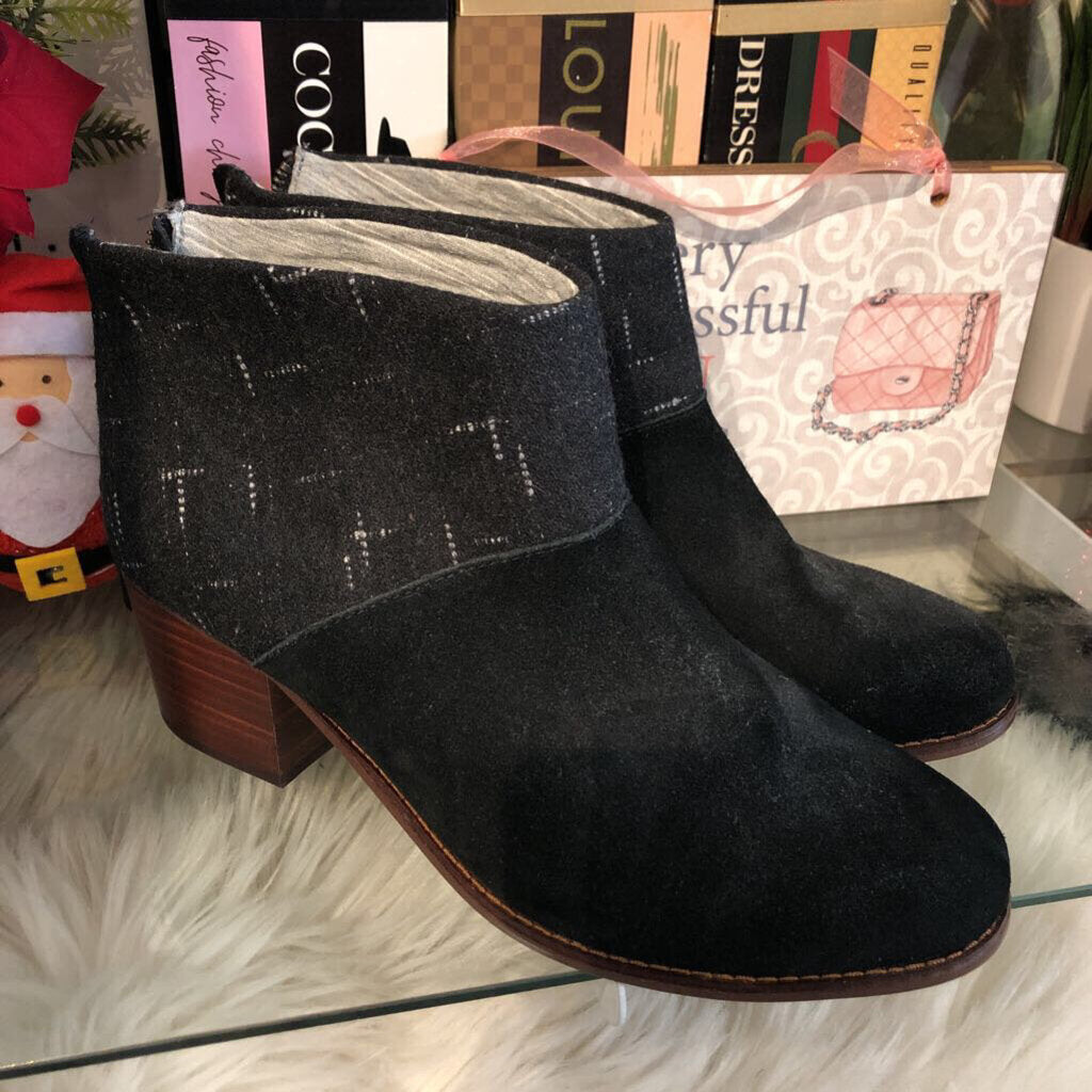 10M TOMS LEILA ANKLE BOOT SUEDE DOTTED WOOL