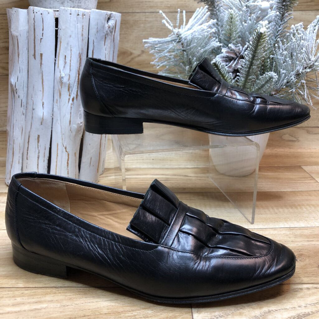 9 $795 BLACK LEATHER DRESS LOAFER