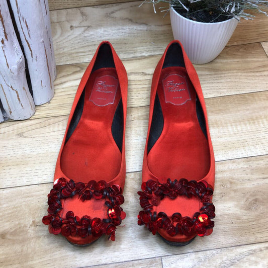 6 RED SEQUIN FLAT
